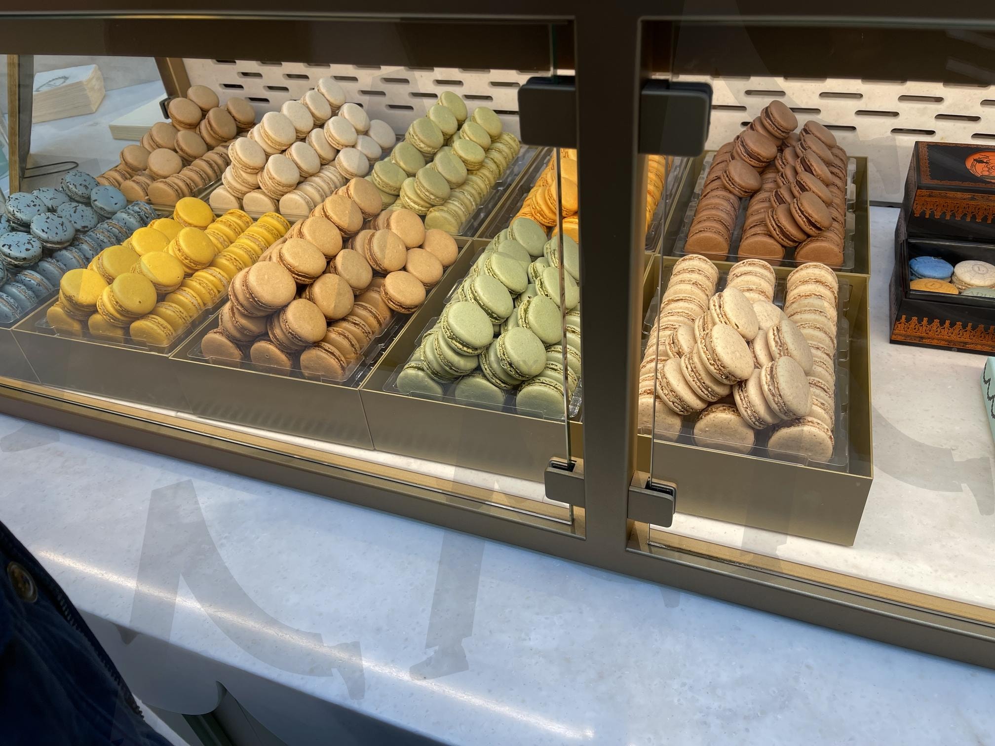 마카롱 | 마카롱, 프랑스, 라뒤레, 구매한곳은 베를린, 백화점 | 스탠바이 STANDBUY 디지털 콘텐츠