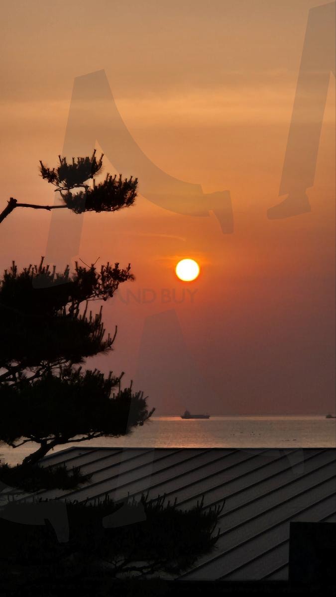 노을에 물든 고요한 풍경 /A Peaceful Sunset Painted in Warm Light | 노을, 석양, 하늘풍경, 저녁노을 감성사진, sunset, golden hour, evening sky landscape | 스탠바이 STANDBUY 디지털 콘텐츠