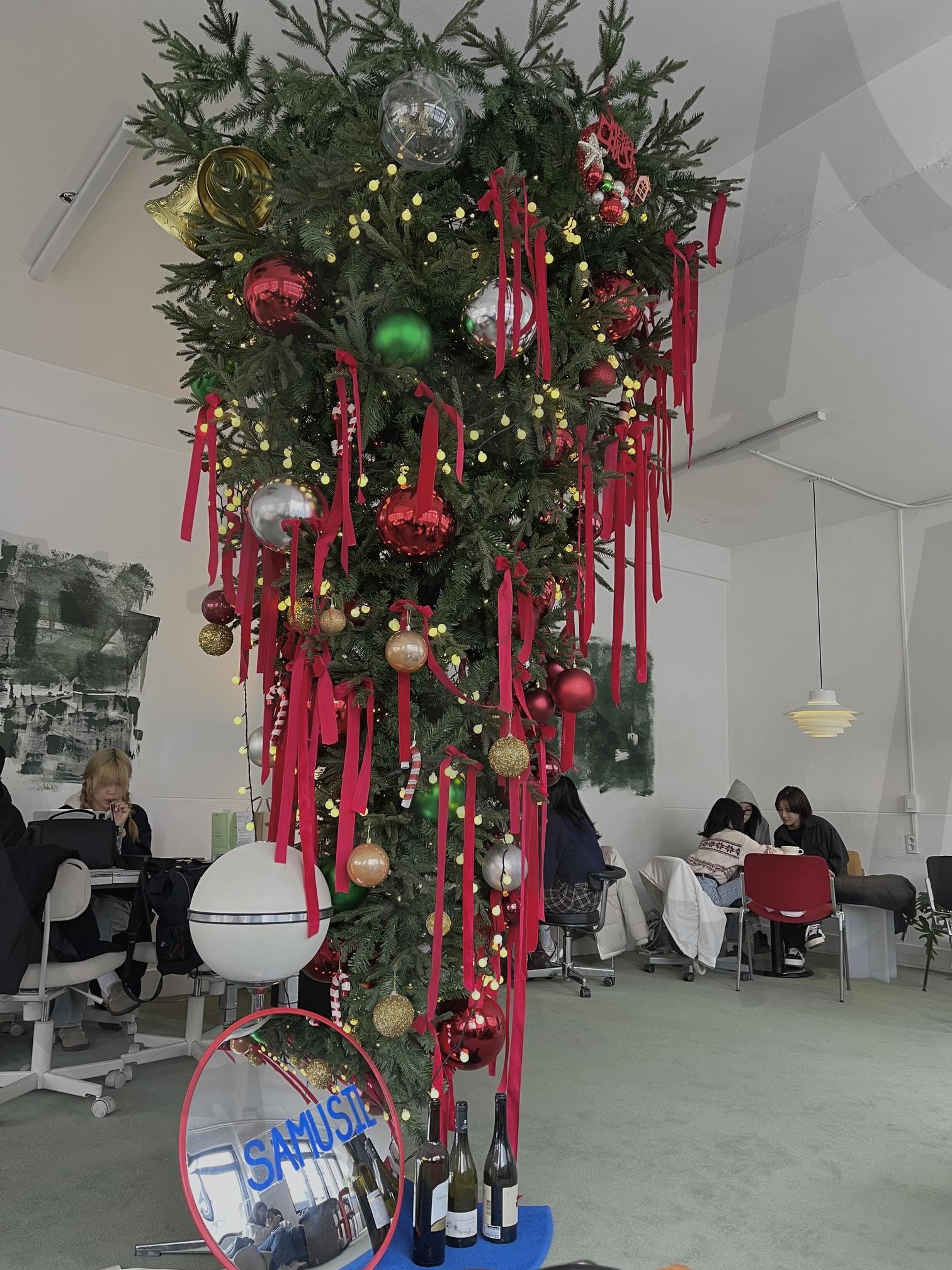 크리스마스 | 크리스마스, 트리, 거꾸로, 카페, 겨울 | 스탠바이 STANDBUY 디지털 콘텐츠