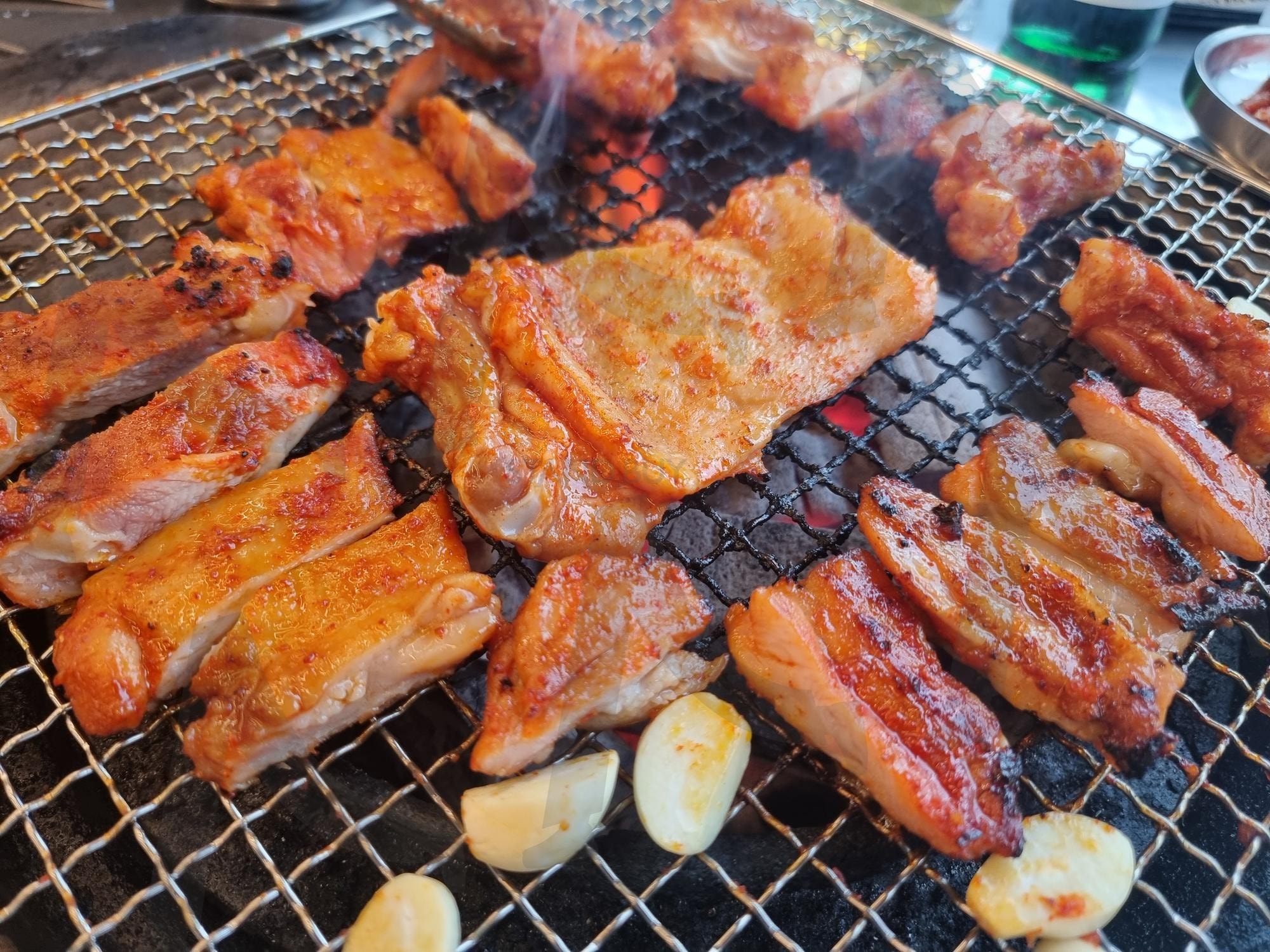 춘천에서 유명한 숯불닭갈비 | 달갈비, 숯불닭갈비, 춘천, 남춘천, 한국음식, Koreafood, korea | 스탠바이 STANDBUY 디지털 콘텐츠