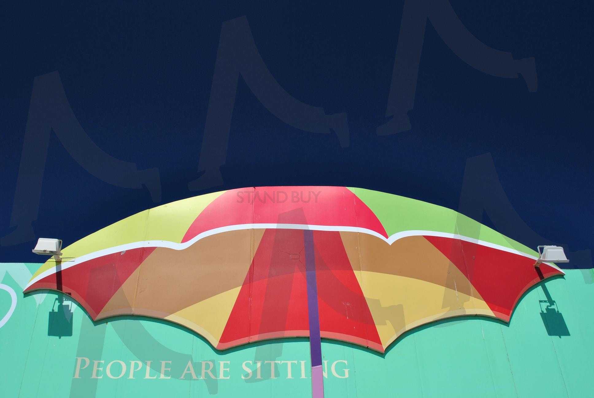 한여름의 파라솔 | 파라솔, 우산, 여름, 피서, 그림, 해수욕장, 알록달록, 빨강, 초록 | 스탠바이 STANDBUY 디지털 콘텐츠