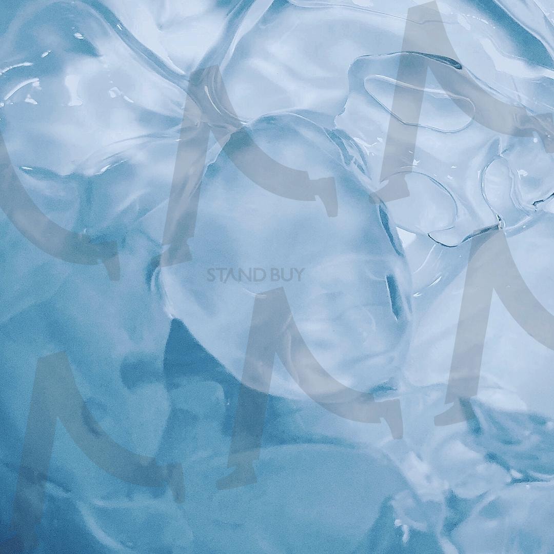 겨울의 심장 | 차가운 평온, 고요를 담다, 투명한 온기, 빛을 머금은 얼음, 사랑 | 스탠바이 STANDBUY 디지털 콘텐츠