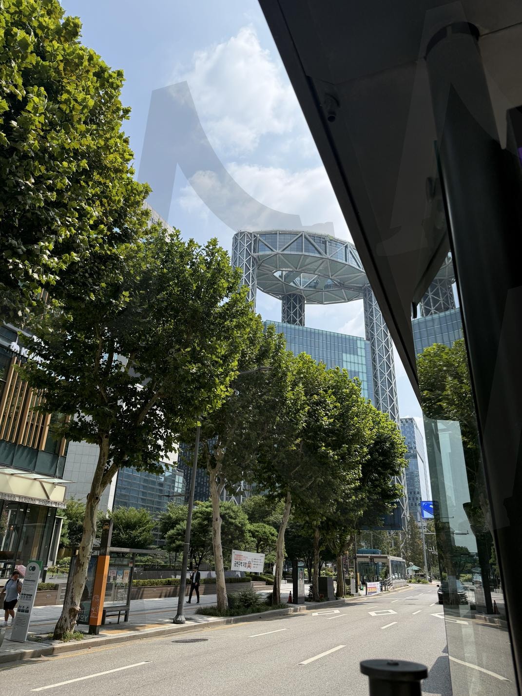 종로거리 | 종로, 종각, 중구, 종로구, 서울, 서울여행, 교보, 광화문, 북촌, 한옥, 커페 | 스탠바이 STANDBUY 디지털 콘텐츠
